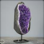 Natuurlijke diep paarse Amethist Druse op stand, Uruguay-, Verzamelen, Mineralen en Fossielen