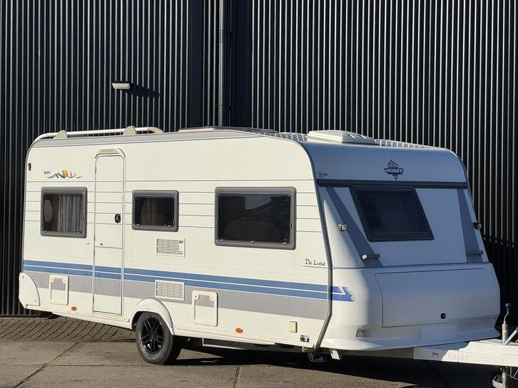 Hobby 495 UK | Stapelbed | Voortent | Beurt 2025 |, Caravans en Kamperen, Caravans, 750 - 1000 kg, Fietsenrek, Gascomfoor, Kachel