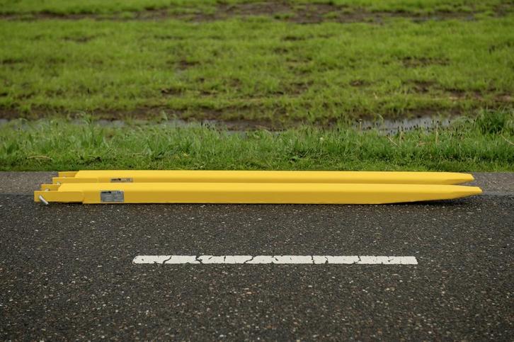 Verlenglepels Vorkheftruck (kopie) - 180CM (10cm breed), Zakelijke goederen, Machines en Bouw | Heftrucks en Intern transport