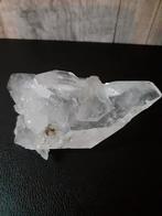 Specimen of natural Quartz, 331.75 ct