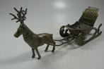 Beeld, Slee met Rendier - 17 cm - Messing - 1965, Diversen, Kerst, Nieuw