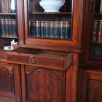 Bibliotheekkast 260 m hoog  met 6 deuren en dubbel break fro, Antiek en Kunst, Ophalen of Verzenden
