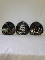 3 assiettes murales en émaux de Longwy – Grand Feu – Décor