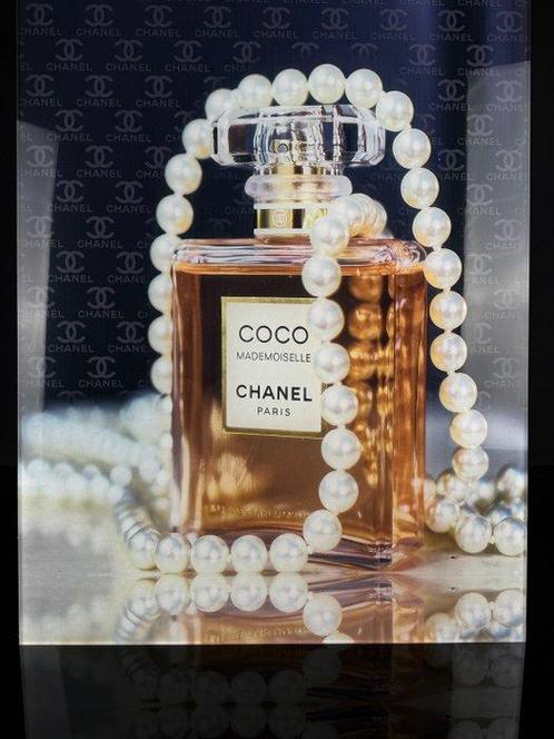 Mike Blackarts - Coco Chanel Pearl Artwork - Luxury Artwork, Antiek en Kunst, Kunst | Schilderijen | Modern