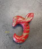 sculptuur, 3 red turquoise hangers vanuit de hongshan, Antiek en Kunst