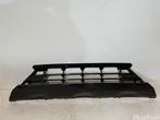 Volvo XC60 II onder Grille 32234959, Auto-onderdelen, Carrosserie en Plaatwerk, Ophalen, Gebruikt, Voor