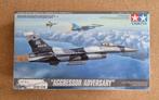 Tamiya 61106 F-16C/N Aggressor/Adversary 1:48, Hobby en Vrije tijd, Modelbouw | Vliegtuigen en Helikopters, Verzenden, Nieuw