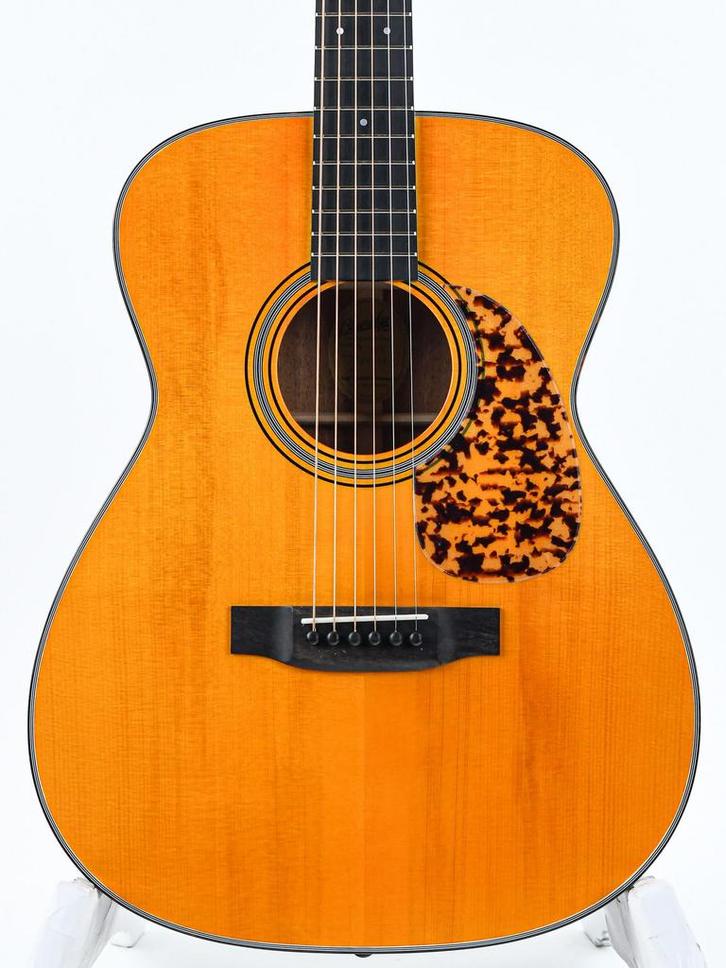 Blueridge BR243 (Akoestische Gitaren,Western Gitaren), Muziek en Instrumenten, Snaarinstrumenten | Gitaren | Akoestisch, Western- of Steelstringgitaar