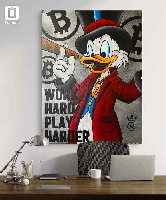 Xavier Van Walsem (1980) - Scrooge mcduck work hard play, Antiek en Kunst, Kunst | Schilderijen | Modern