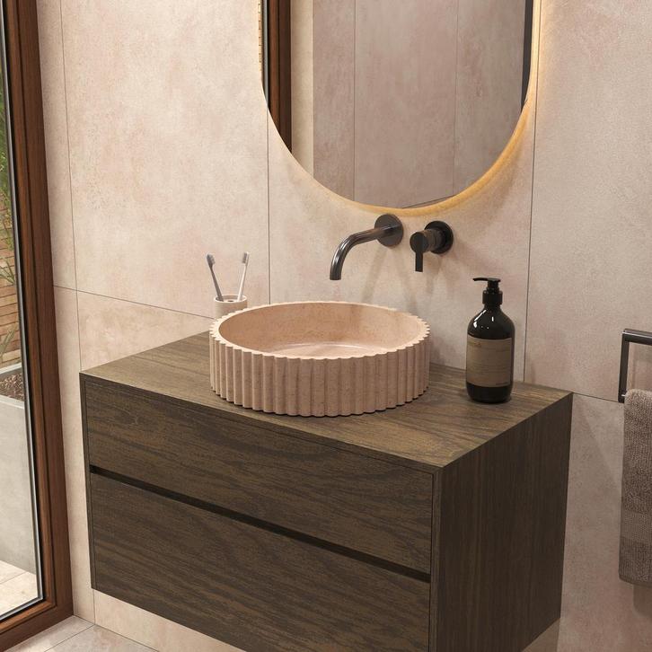 Salenzi Travertin Light Waskom 40x40x10cm Geribbeld, Doe-het-zelf en Verbouw, Sanitair, Overige typen, Nieuw, Ophalen of Verzenden