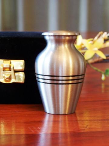 mini urn | brons | urn | uitverkoop | aanbieding | crematie, Huis en Inrichting, Overige Huis en Inrichting, Nieuw, Ophalen of Verzenden