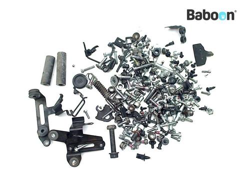 Bouten en Moeren Kawasaki Z 125 2018-2020 (Z125 BR125K), Motoren, Onderdelen | Kawasaki, Gebruikt, Verzenden
