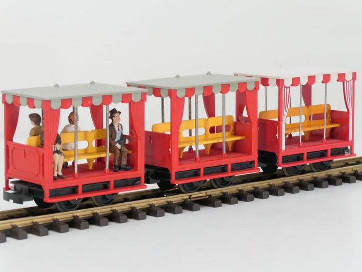 LGB 3041 Set van 3 Veldbaanwagons , 4 Figuren, Hobby en Vrije tijd, Modeltreinen | Overige schalen, Wagon, Gebruikt, LGB, Analoog