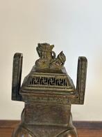 Foo Dog Wierookbrander inclusief sokkel - Brons - China -