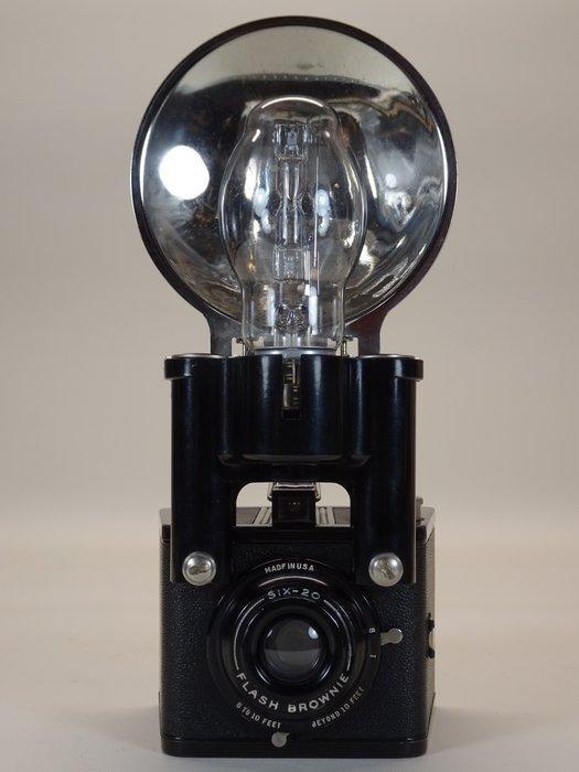 Kodak Flash Brownie Six-20 Analoge camera, Audio, Tv en Foto, Fotocamera's Analoog