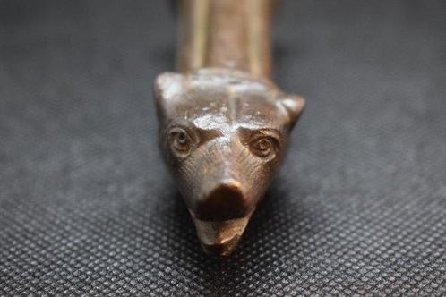 Oud-Romeins Brons Oude Romeinse pannenbereik met wolf, Antiek en Kunst, Antiek | Overige Antiek