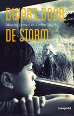 Dwars door de storm 9789025864972 Karlijn Stoffels, Verzenden, Gelezen, Karlijn Stoffels