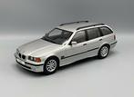 MCG 1:18 - Modelauto -BMW E36 320I - Touring - 1993, Nieuw
