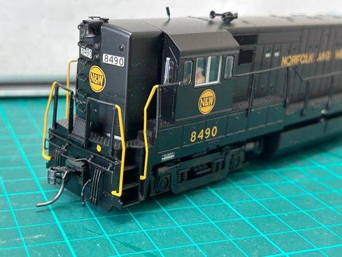 Atlas H0 - 10 001 186 - Dieselelektrische locomotief (1) -, Hobby en Vrije tijd, Modeltreinen | H0