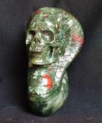 Houtsnijwerk, Schedelsculptuur van een Cobra, Handgesneden