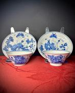 NO RESERVE - 2 antieke blauwe en witte vlinders