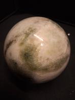 Natural Serpentine Sphere - 6.5 cm - very light green to mos, Verzamelen, Verzenden