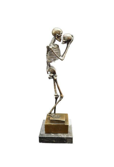Beeld, Large Bronze Skeleton with Skull - 32 cm - Brons,, Antiek en Kunst, Curiosa en Brocante