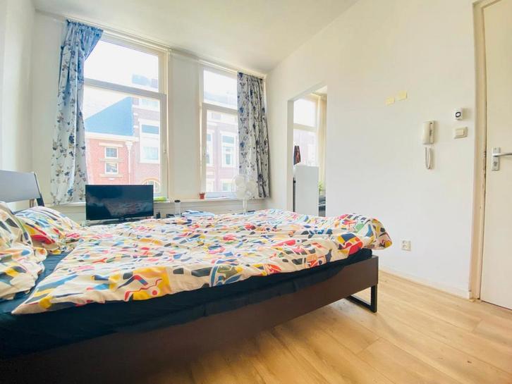 Te huur: Studio Herschelstraat in Den Haag, Huizen en Kamers, Huizen te huur, Zuid-Holland