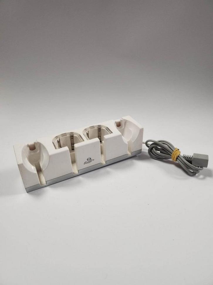 Qware Charger Nintendo Wii, Spelcomputers en Games, Games | Nintendo Wii, Ophalen of Verzenden