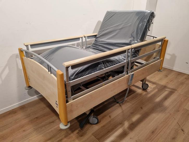 Wissner Bosserhoff Estetica #26B Elektrisch Hoog Laag, Diversen, Verpleegmiddelen, Zo goed als nieuw, Verzenden