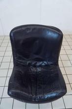 Vintage “ space age” Fauteuil in Leer op Witte Voet, Huis en Inrichting, Fauteuils, Ophalen of Verzenden, Nieuw