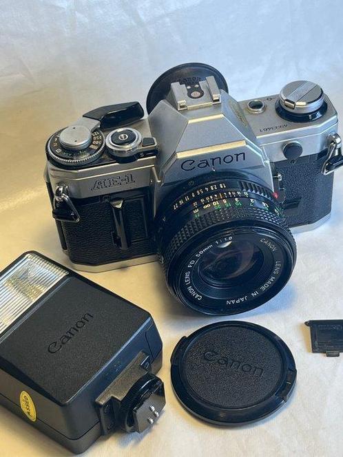 Canon AE-1 + speedlite 133A + 50 mm 1.8 lens Single lens, Audio, Tv en Foto, Fotocamera's Analoog