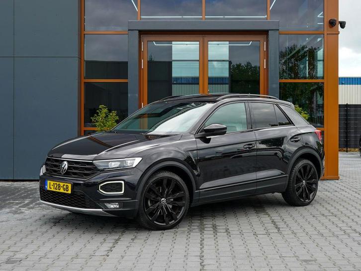Zakelijke Lease |  Volkswagen T-Roc 1.5 TSI Sport | Pano | L, Auto's, Volkswagen, Onderhoudsboekje, Lease, Automaat, SUV of Terreinwagen