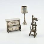NO RESERVE - Piano, Lamp, Spinnewiel - Miniatuur figuur (3)