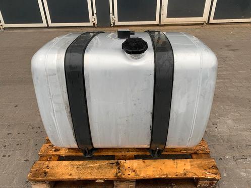 Brandstoftank Mercedes 390 Liter A 960 475 27 03, Auto-onderdelen, Vrachtwagen-onderdelen, Gebruikt, Mercedes-Benz, Brandstofsystemen