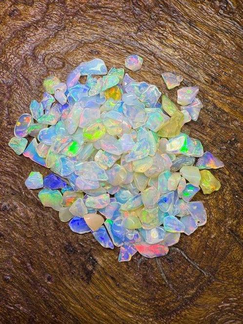 Perceel ruwe natuurlijke opalen uit Ethiopië, gepolijst. 100, Verzamelen, Mineralen en Fossielen