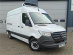 Zakelijke Lease |  Mercedes-Benz Sprinter L2 H2 317 Koelwage, Auto's, Stof, Gebruikt, Zwart, Wit