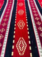 Luxe fluwelen bekledingsstof - Meubelstof - 600 cm - 140 cm, Antiek en Kunst