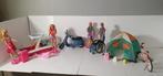 Barbie - Barbiepop Barbie set met boot, scooter, tent en