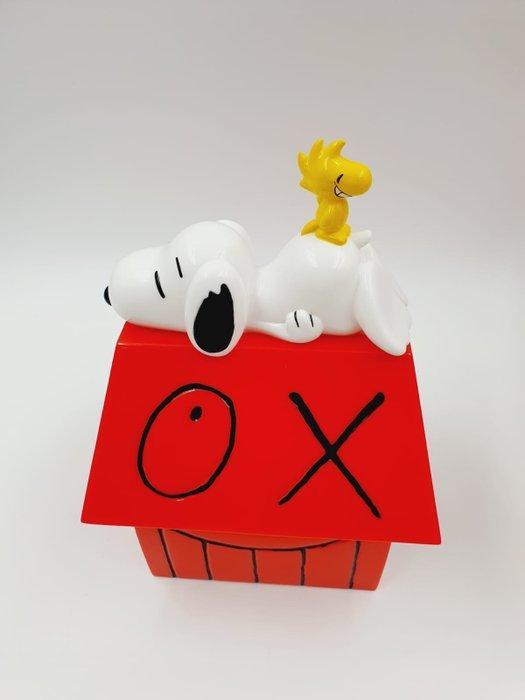 Andre Saraiva X MR. A - Aandre Saraiva X MR. A and Isetan, Antiek en Kunst, Kunst | Designobjecten