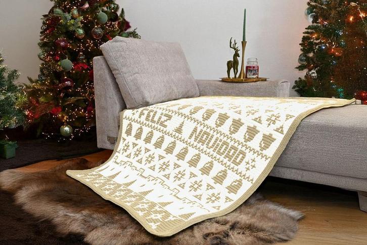 KATIA Merry Blanket CAL Kit Beige - Mozaïek Gehaakte Kerst, Hobby en Vrije tijd, Breien en Haken, Ophalen of Verzenden