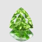 Zonder Minimumprijs - 1 pcs Groen Olivijn - 10.79 ct -, Nieuw