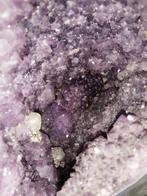 amethist Geode- 29.7 kg - (1), Verzamelen, Mineralen en Fossielen
