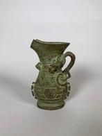 Brons, Archaïstische Chinese stijl - 20e eeuw Vaas - 25 cm, Antiek en Kunst