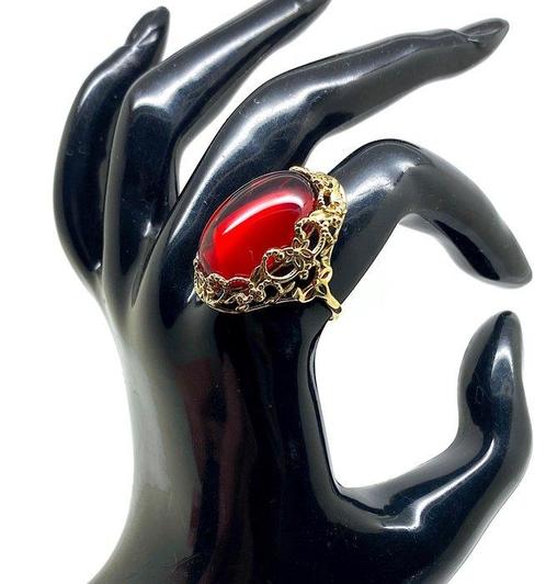 Amber - echte Baltische amberring gezet in sterling zilver, Verzamelen, Mineralen en Fossielen