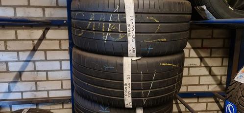 2x 295-40-21 Pirelli Zomer 4.6mm €90 Per Band 295 40 21, Auto-onderdelen, Banden en Velgen, 21 inch, Zomerbanden, 295 mm, Personenwagen