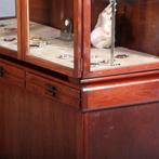 Mahonie Vitrine Amsterdamse School ca 1915 met 4 kine laden, Antiek en Kunst, Antiek | Meubels | Tafels, Ophalen of Verzenden