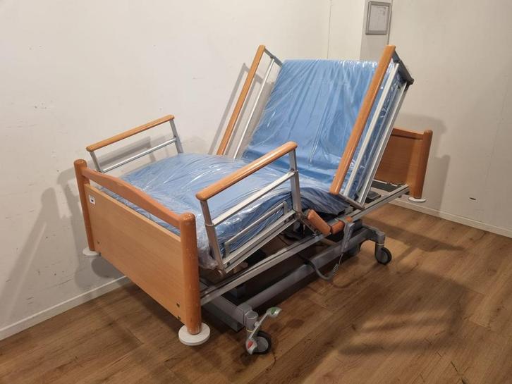 Volker S380 #40G Elektrisch Hoog Laag Thuiszorg-bed, Diversen, Verpleegmiddelen, Zo goed als nieuw, Verzenden