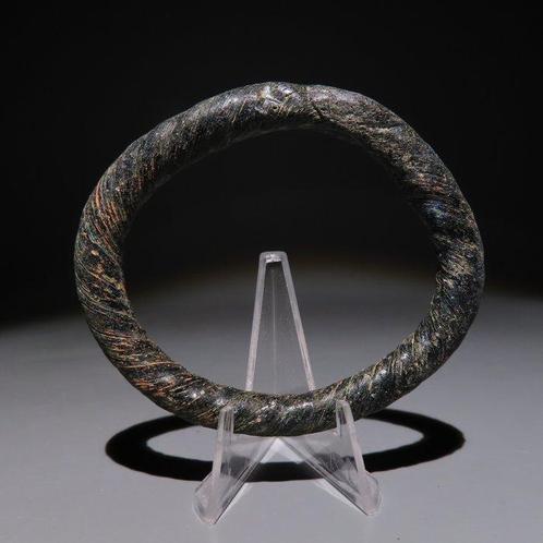 Oud-Romeins Glas Armband. 1e-3e eeuw n.Chr. 5,8 cm diameter., Verzamelen, Mineralen en Fossielen