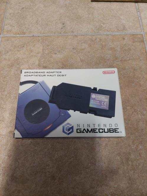 Gamecube Broadband Adapter in doos (Nintendo gamecube, Spelcomputers en Games, Games | Nintendo GameCube, Zo goed als nieuw, Ophalen of Verzenden
